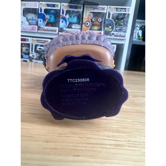 OOB Queen Charlotte Bridgerton Funko Pop #1470 Television Shondaland Netflix TV - Picture 6 of 6